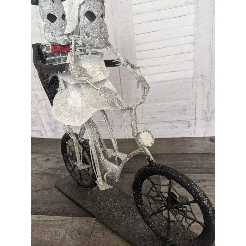 Metal‎ sparkle skeleton bike couple wedding Hallowe